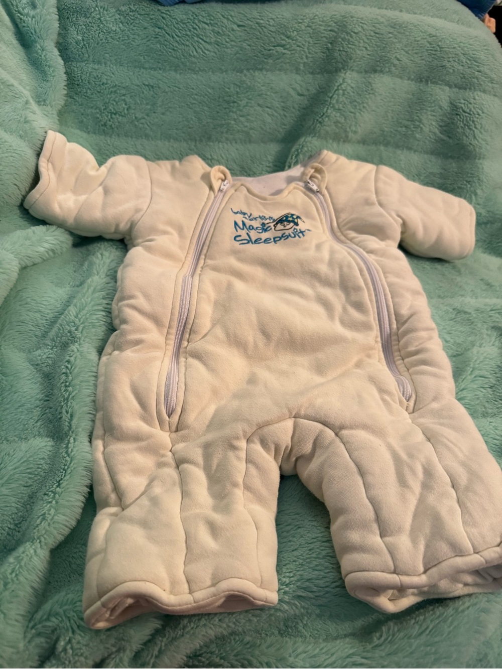 SwaddleMe Cream Magic Sleepsuit One-Piece C1
